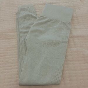 Light grey gymshark leggings